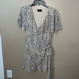 VICI Aiden Printed Wrap Dress Taupe/Grey